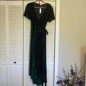 Emerald Velvet Ribbed Wrap Dress